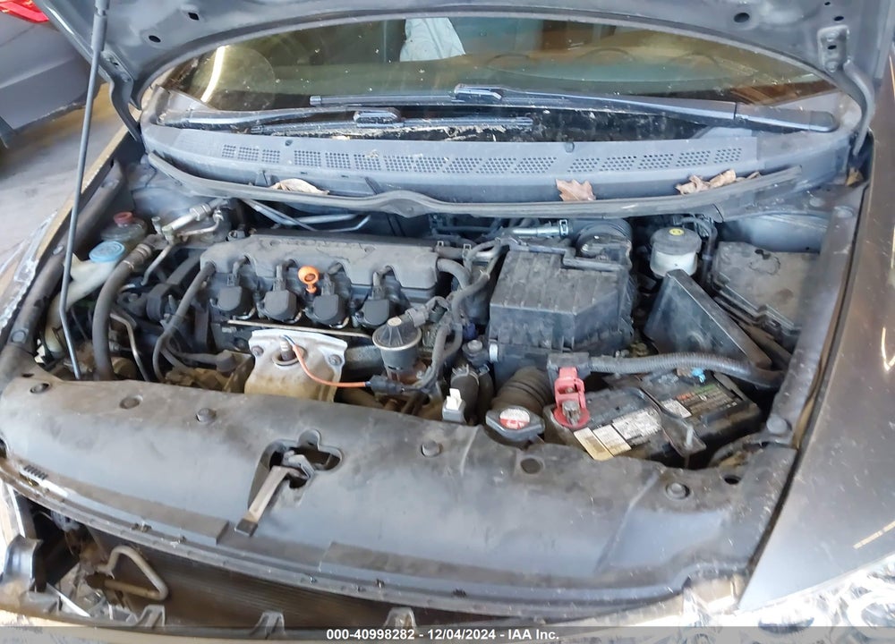 2010 HONDA CIVIC VIN: 19XFA1F57AE052816