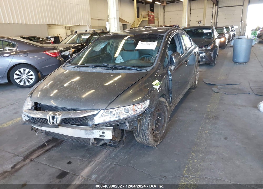 2010 HONDA CIVIC VIN: 19XFA1F57AE052816