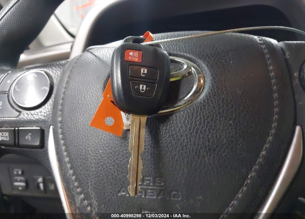 2017 TOYOTA RAV4 LE VIN: JTMZFREV8HJ106510