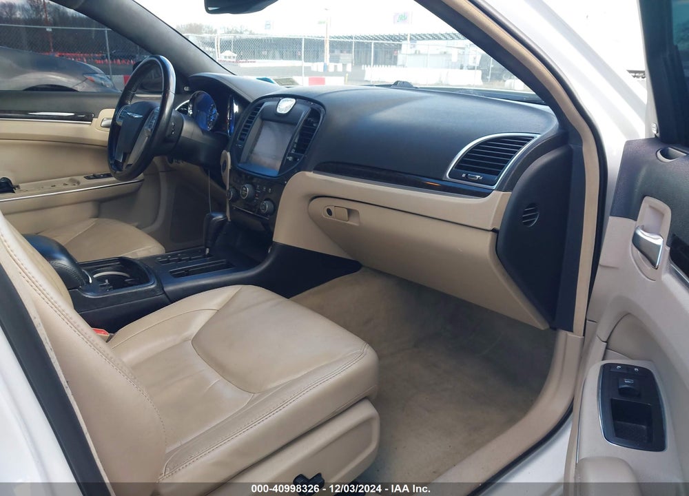 2011 CHRYSLER 300 LIMITED VIN: 2C3CA5CG9BH582666