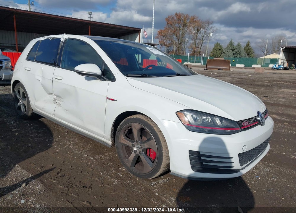 2016 VOLKSWAGEN GOLF GTI SE W/PERFORMANCE PACKAGE 4-DOOR VIN: 3VW547AUXGM049800