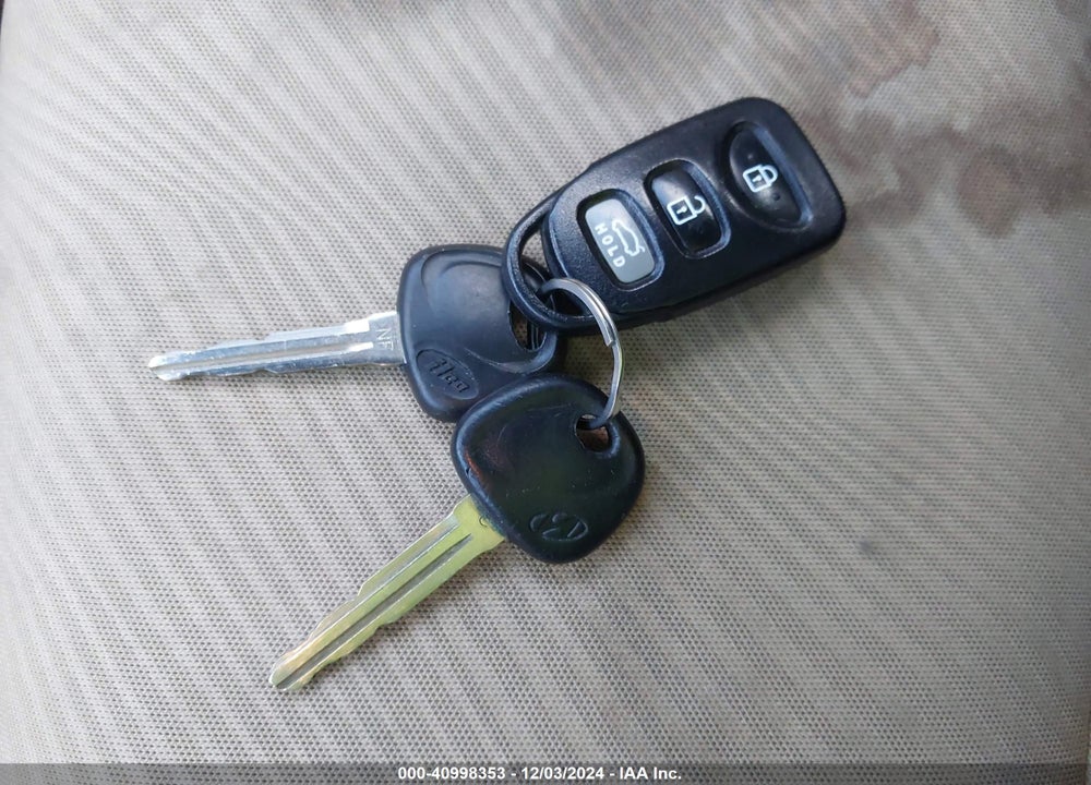 2013 HYUNDAI ELANTRA GLS VIN: KMHDH4AE9DU971326