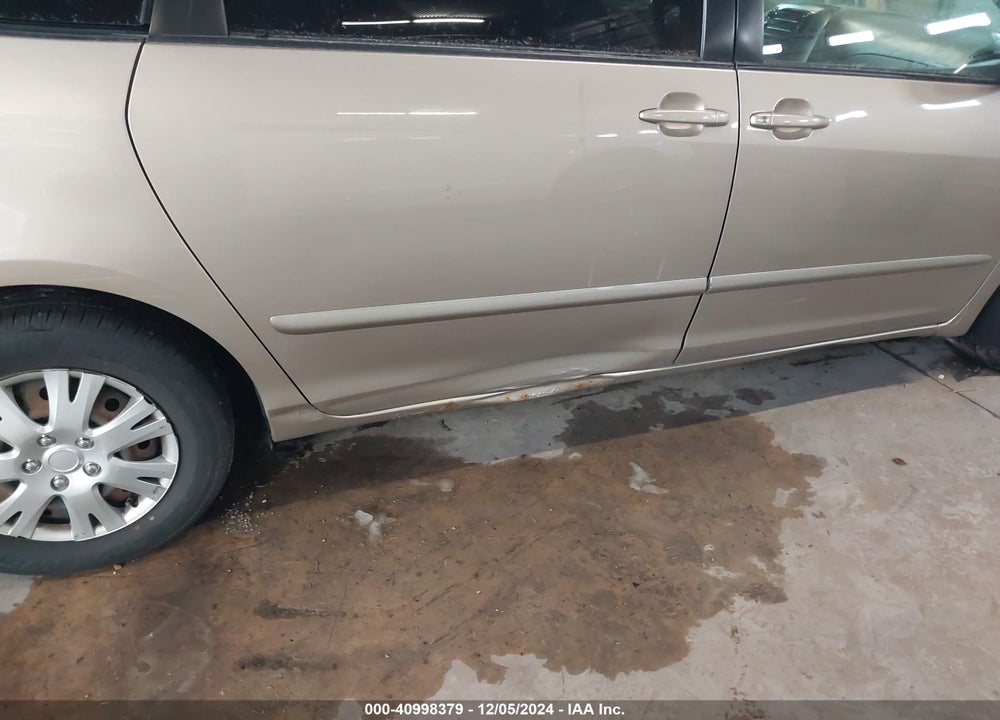 2009 TOYOTA SIENNA LE VIN: 5TDZK23C39S246389