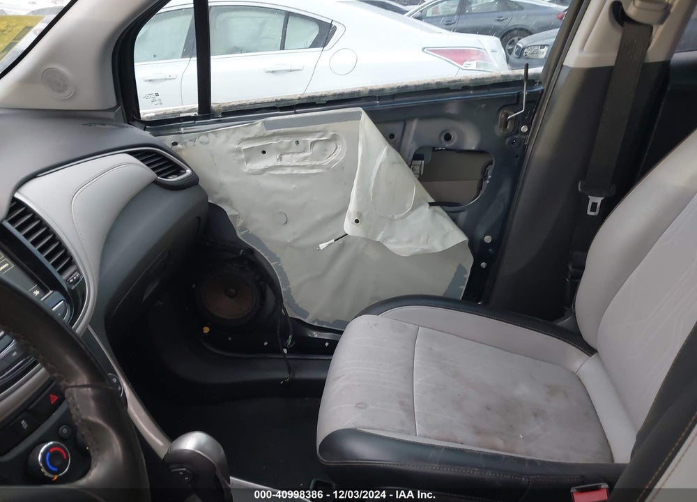 2019 CHEVROLET TRAX LT VIN: 3GNCJLSB2KL262206