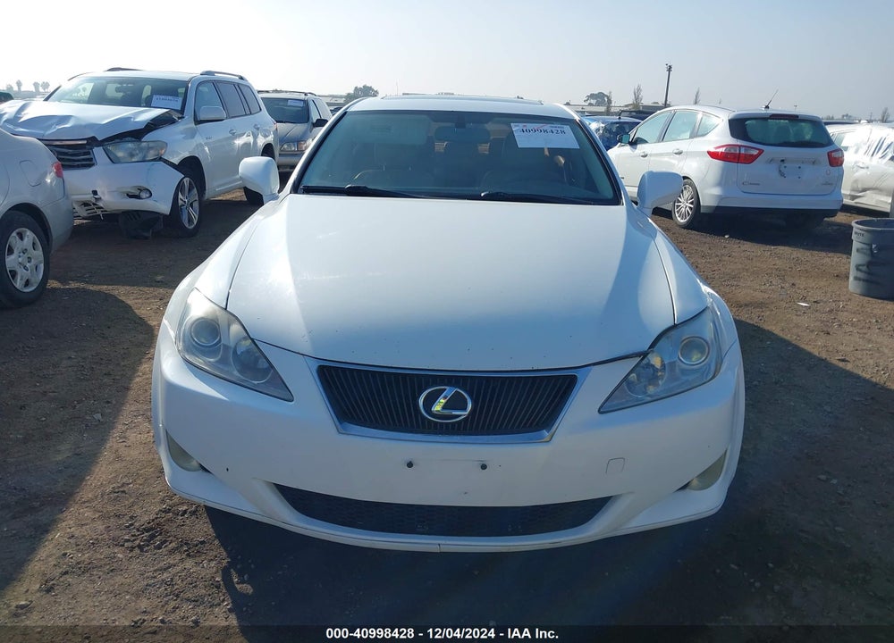 2007 LEXUS IS 350 VIN: JTHBE262X75016457