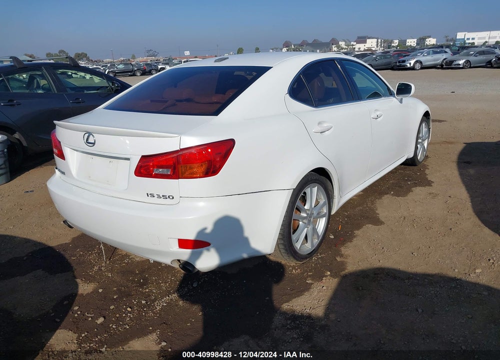 2007 LEXUS IS 350 VIN: JTHBE262X75016457