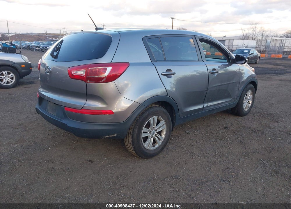 2011 KIA SPORTAGE LX VIN: KNDPB3A26B7100544
