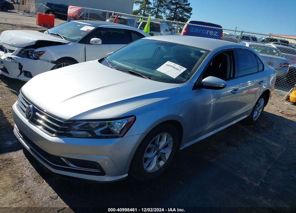 2018 VOLKSWAGEN PASSAT 2.0T R-LINE/2.0T S VIN: 1VWAA7A3XJC010423