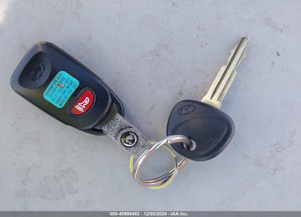 2013 HYUNDAI ELANTRA VIN: 5NPDH4AE4DH172097