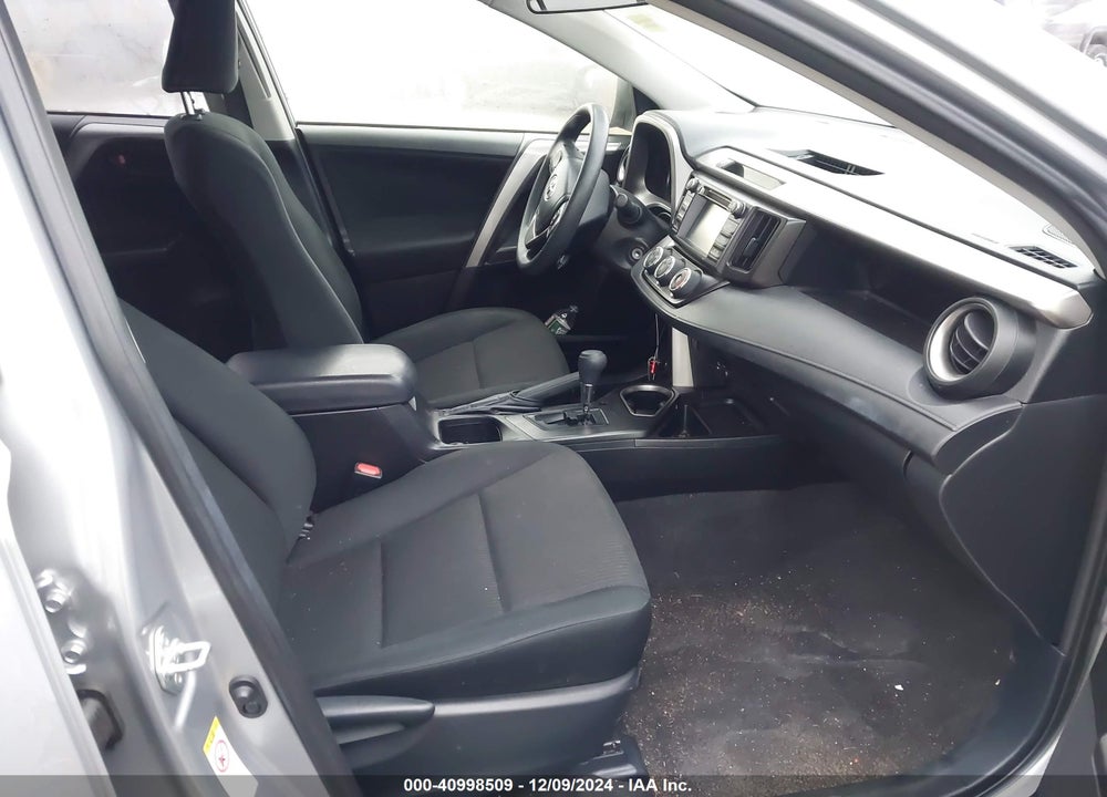 2018 TOYOTA RAV4 LE VIN: JTMBFREV3JJ213133
