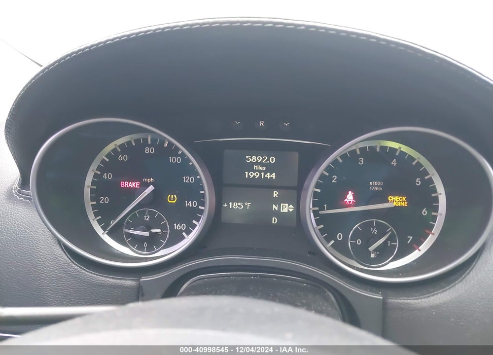 2011 MERCEDES-BENZ GL 450 4MATIC VIN: 4JGBF7BE7BA755552