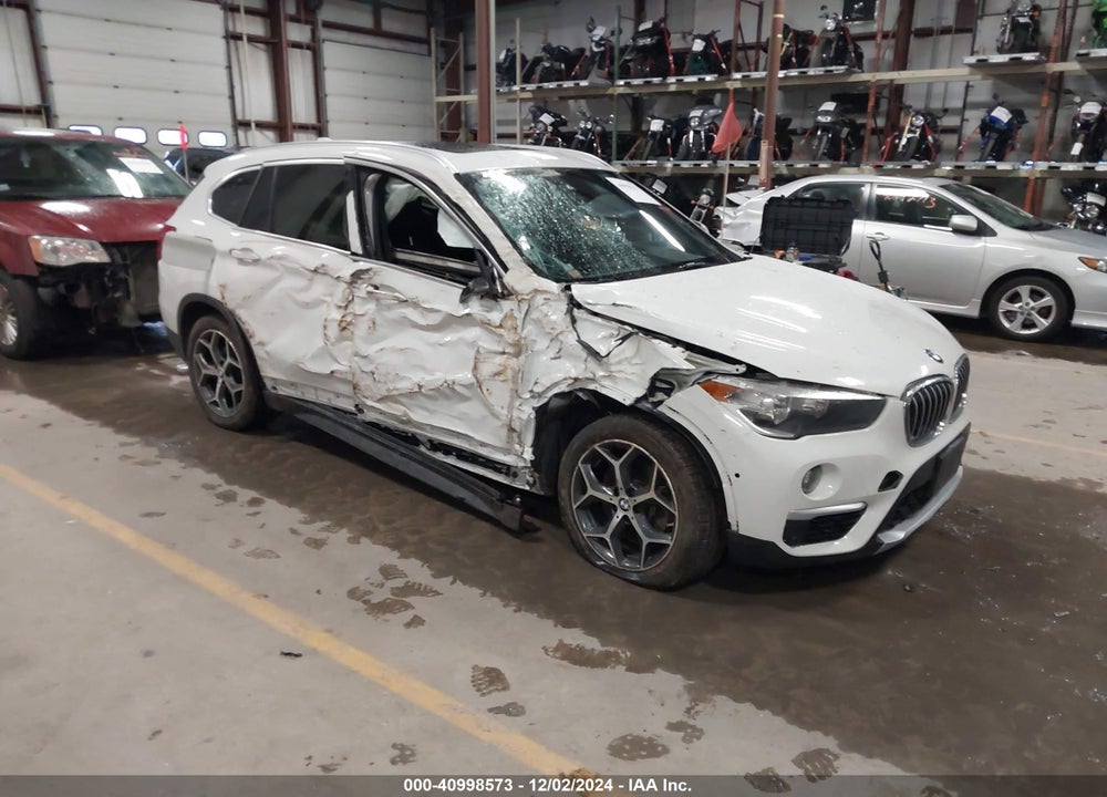 2018 BMW X1 XDRIVE28I VIN: WBXHT3C35J5L30970