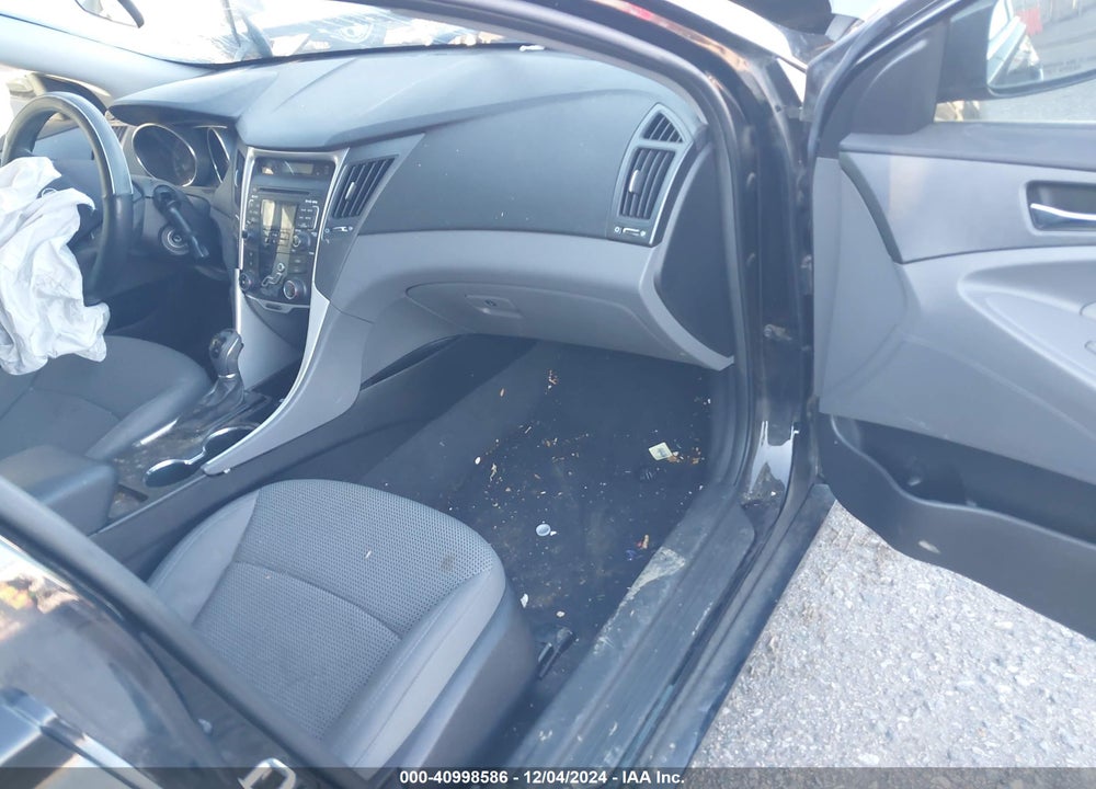 2011 HYUNDAI SONATA VIN: 5NPEB4AC7BH232584