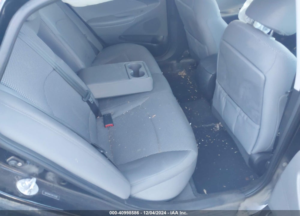 2011 HYUNDAI SONATA VIN: 5NPEB4AC7BH232584