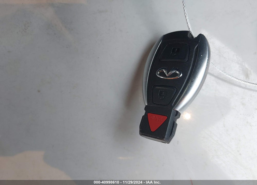 2018 INFINITI QX30 PURE VIN: SJKCH5CP8JA004818