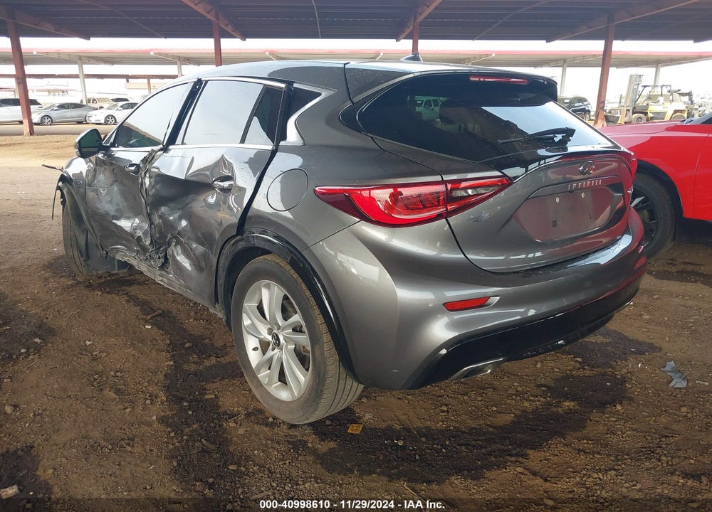 2018 INFINITI QX30 PURE VIN: SJKCH5CP8JA004818