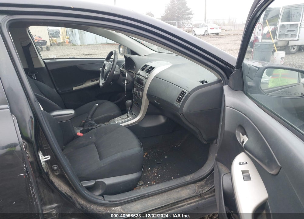 2011 TOYOTA COROLLA VIN: 2T1BU4EE1BC733403