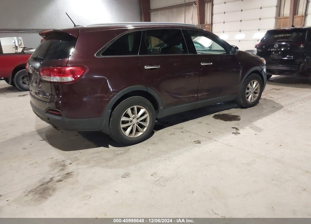 2017 KIA SORENTO 2.4L LX VIN: 5XYPG4A33HG202797