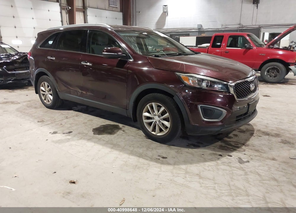 2017 KIA SORENTO 2.4L LX VIN: 5XYPG4A33HG202797