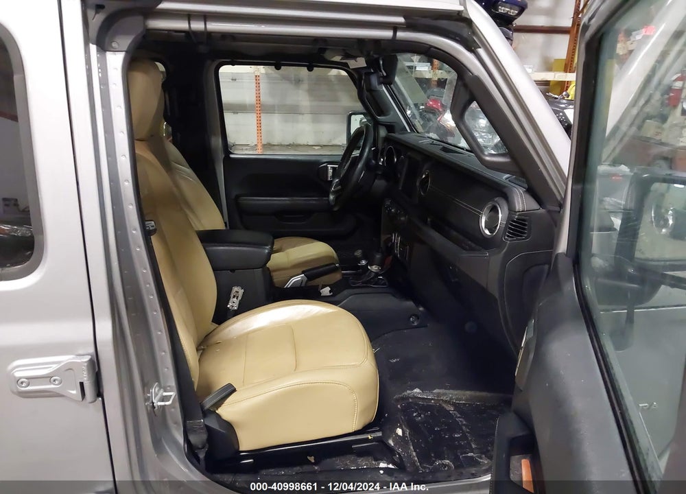 2018 JEEP WRANGLER UNLIMITED SAHARA 4X4 VIN: 1C4HJXEG7JW170739