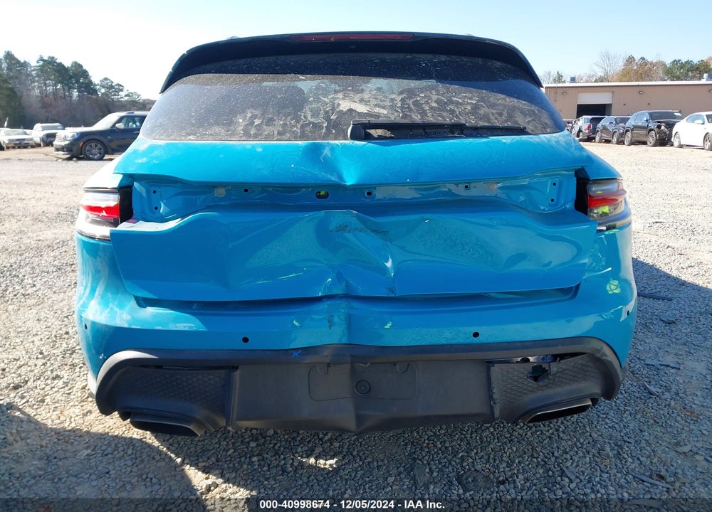 2022 PORSCHE MACAN VIN: WP1AA2A51NLB09997