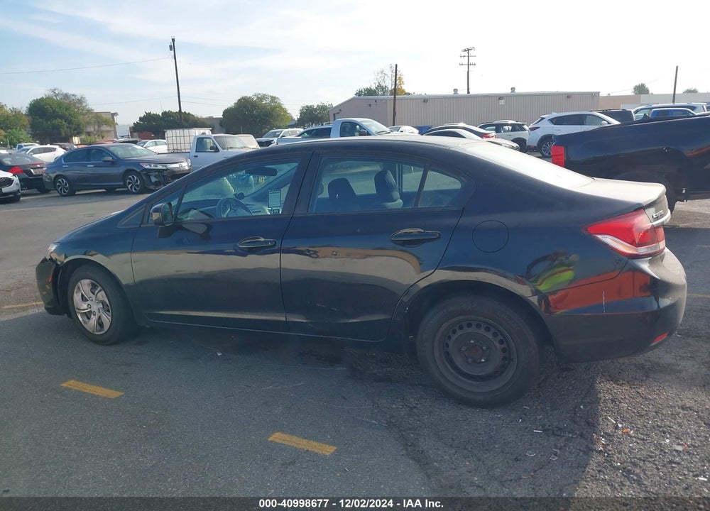 2014 HONDA CIVIC LX VIN: 19XFB2F58EE238261
