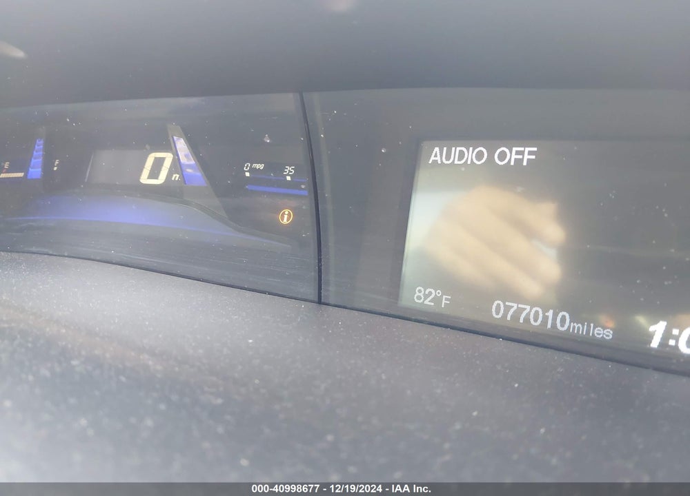 2014 HONDA CIVIC LX VIN: 19XFB2F58EE238261