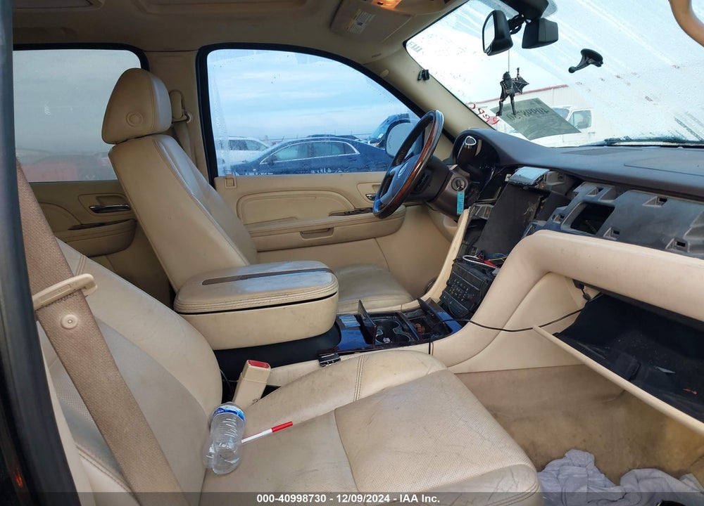 2008 CADILLAC ESCALADE STANDARD VIN: 1GYEC63848R185933