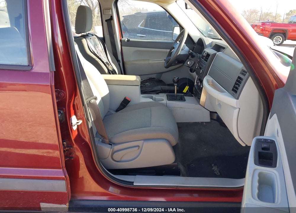 2008 JEEP LIBERTY SPORT VIN: 1J8GN28KX8W198265