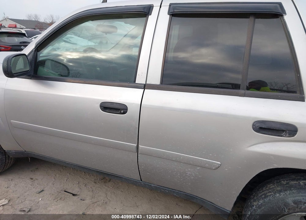 2006 CHEVROLET TRAILBLAZER LS VIN: 1GNDT13S062212588