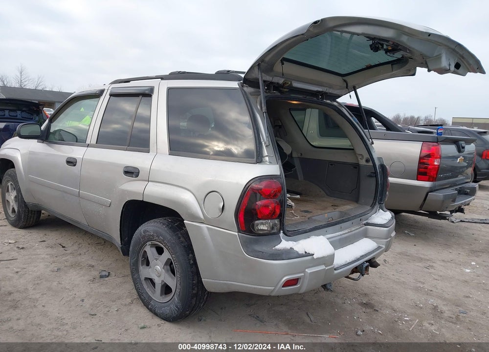 2006 CHEVROLET TRAILBLAZER LS VIN: 1GNDT13S062212588