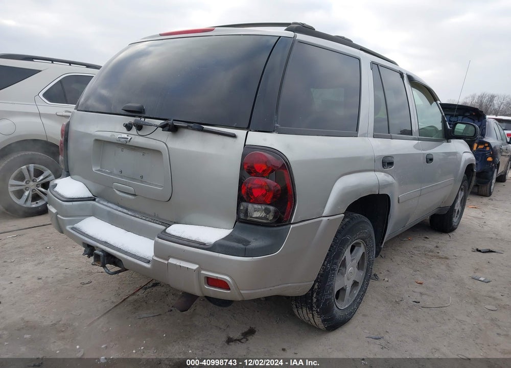 2006 CHEVROLET TRAILBLAZER LS VIN: 1GNDT13S062212588