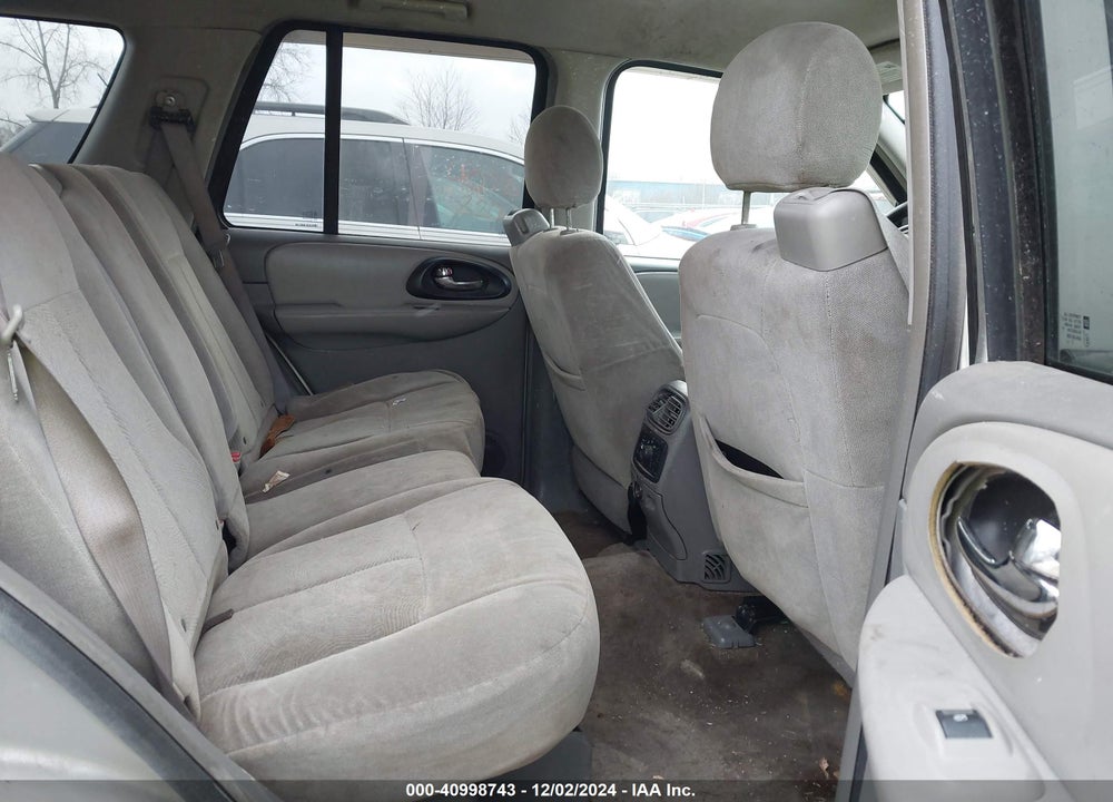 2006 CHEVROLET TRAILBLAZER LS VIN: 1GNDT13S062212588