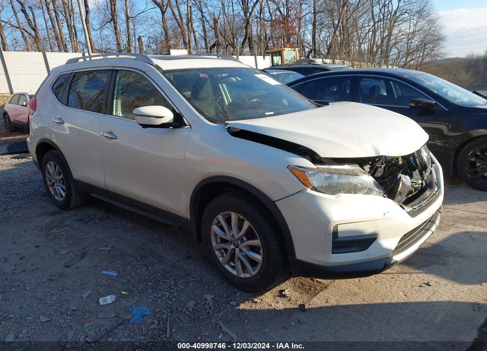 2017 NISSAN ROGUE SV VIN: 5N1AT2MV0HC773814