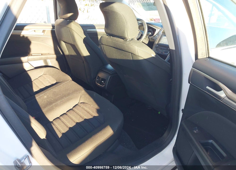 2017 FORD FUSION VIN: 3FA6P0H78HR106818