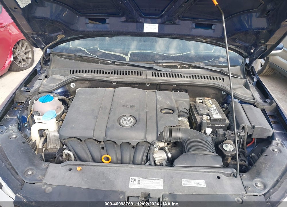 2013 VOLKSWAGEN JETTA 2.5L SE VIN: 3VWDX7AJ7DM425034