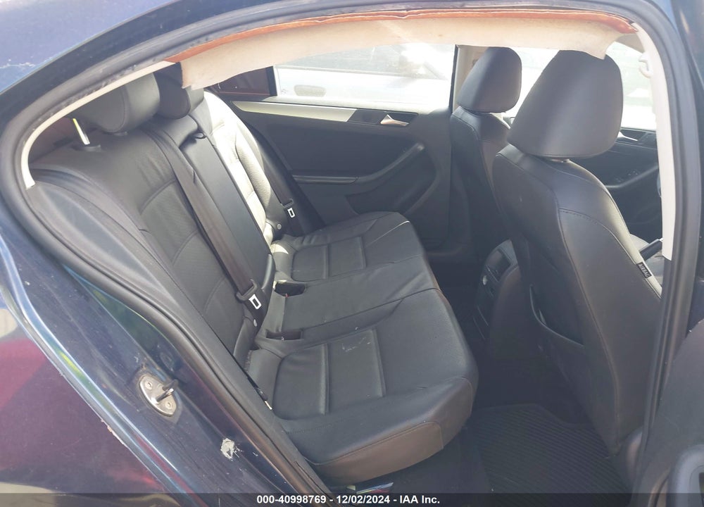 2013 VOLKSWAGEN JETTA 2.5L SE VIN: 3VWDX7AJ7DM425034