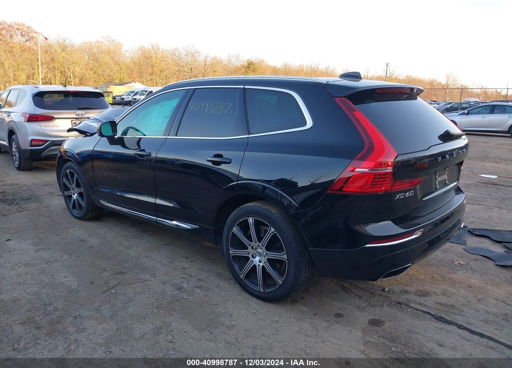 2018 VOLVO XC60 T6 INSCRIPTION VIN: LYVA22RLXJB087546
