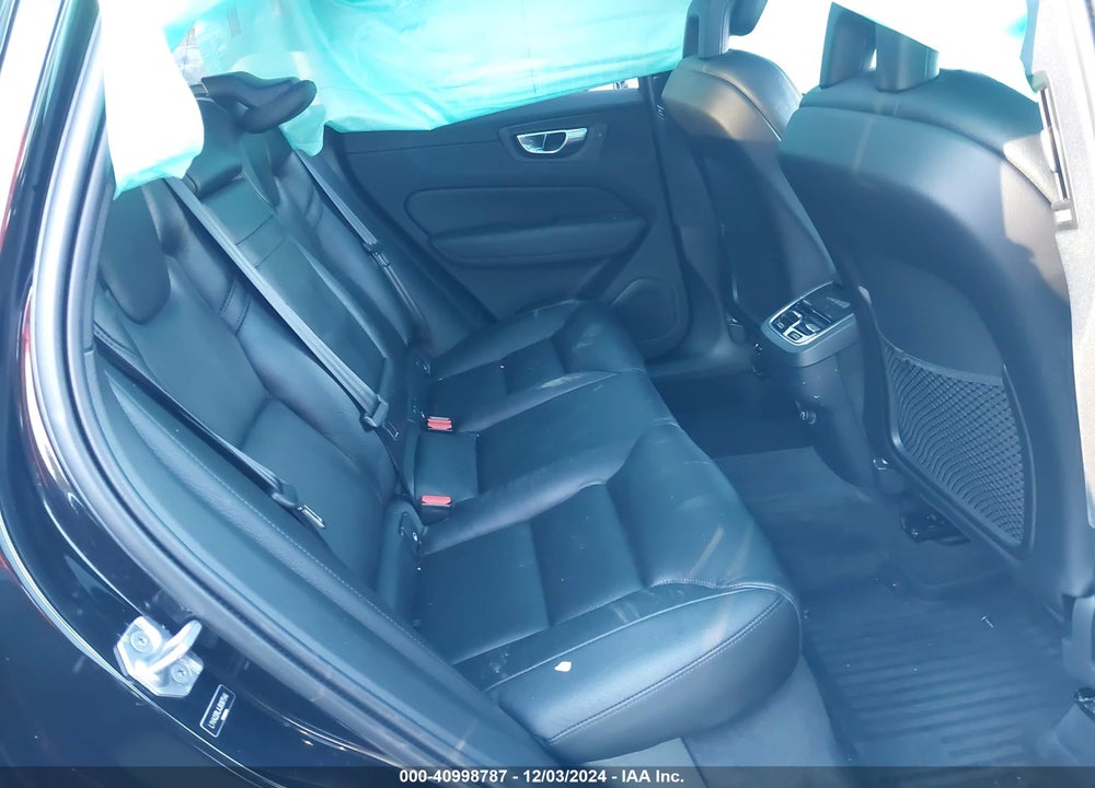 2018 VOLVO XC60 T6 INSCRIPTION VIN: LYVA22RLXJB087546