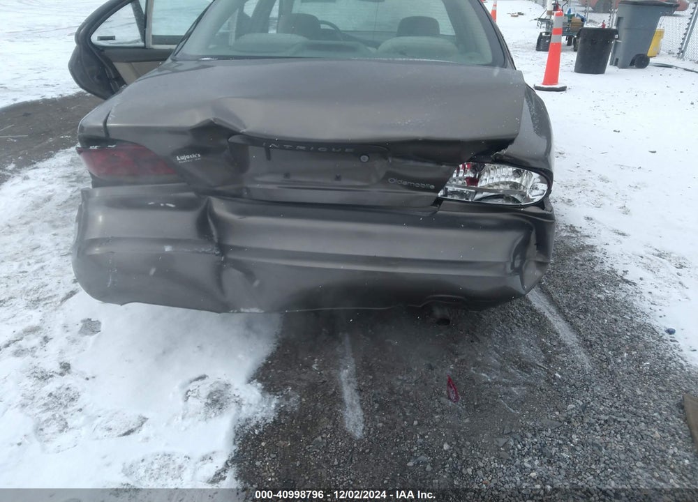 2002 OLDSMOBILE INTRIGUE GX VIN: 1G3WH52H82F245812