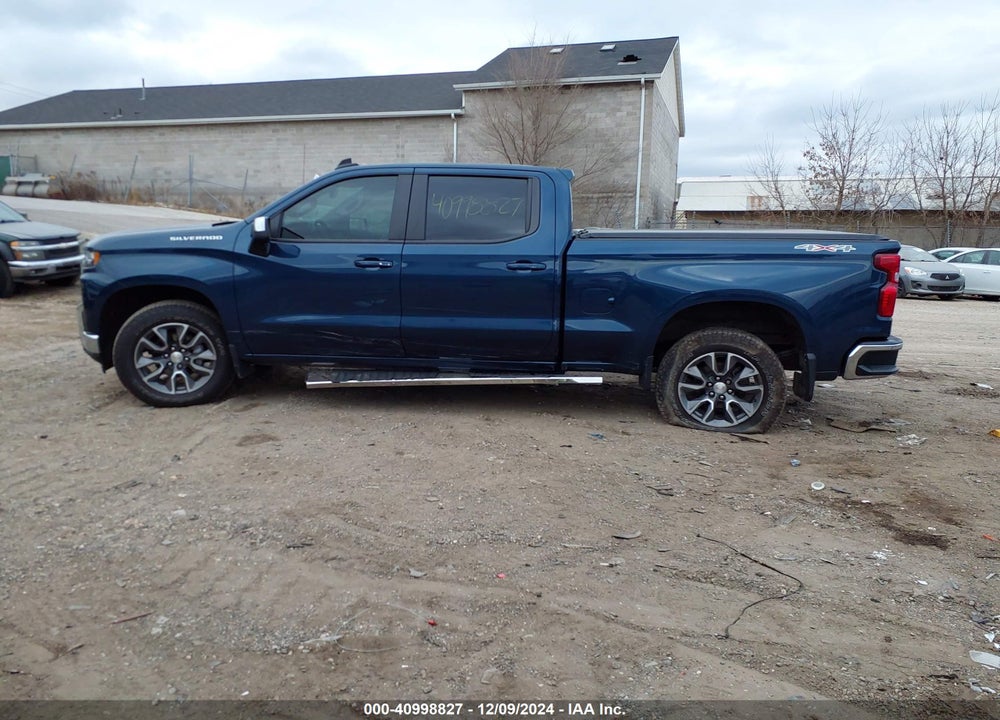 2022 CHEVROLET SILVERADO 1500 LTD 4WD STANDARD BED LT VIN: 3GCPYDEK4NG120685