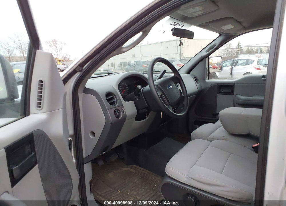 2005 FORD F-150 STX/XL/XLT VIN: 1FTRF12215NC11311