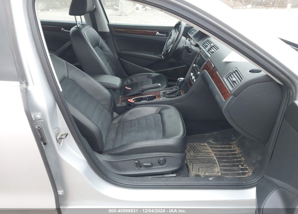 2013 VOLKSWAGEN PASSAT 2.0L TDI SEL PREMIUM VIN: 1VWCN7A32DC028738