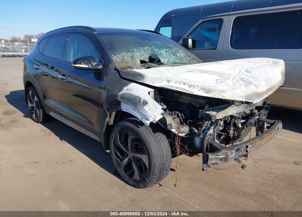 2017 HYUNDAI TUCSON LIMITED VIN: KM8J3CA21HU281884
