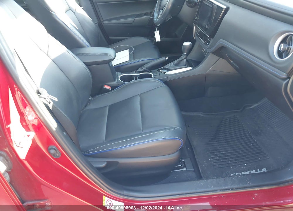 2019 TOYOTA COROLLA XSE VIN: 2T1BURHE9KC168553