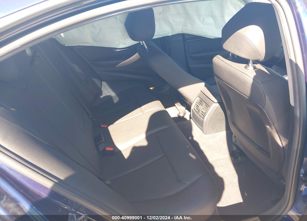 2018 BMW 320I VIN: WBA8E1G55JNU91159