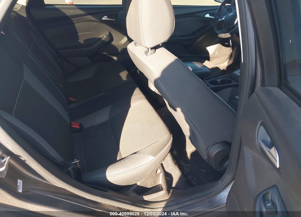 2014 FORD FOCUS SE VIN: 1FADP3F23EL432861