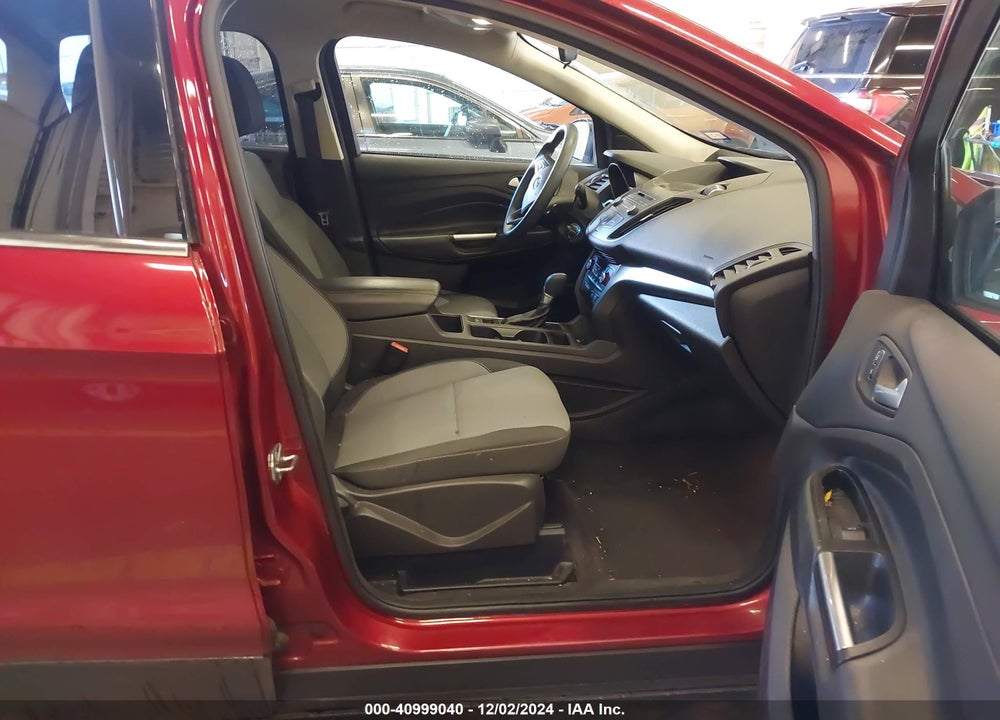 2017 FORD ESCAPE SE VIN: 1FMCU0G91HUB31167
