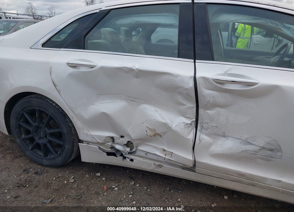 2016 LINCOLN MKZ HYBRID VIN: 3LN6L2LU2GR628207