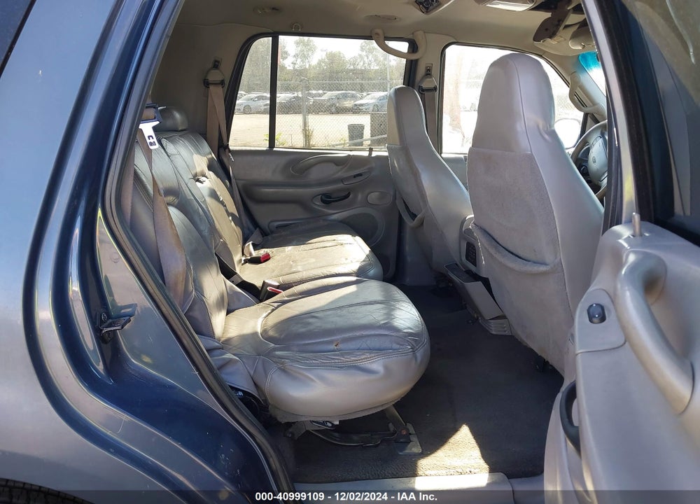 2001 FORD EXPEDITION XLT VIN: 1FMRU15W01LA36653
